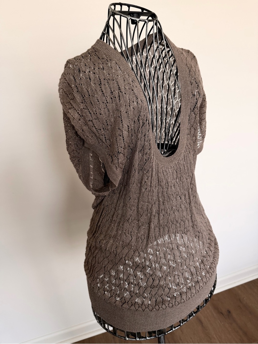 Banana Republic Taupe Open-Knit V-Neck Short Sleeve Sweater
